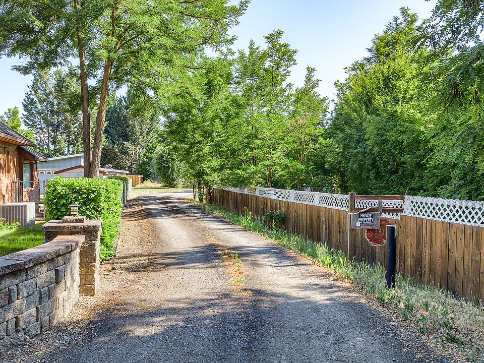 222 Snowy Butte Rd, Central Pt, OR 97502 Zillow