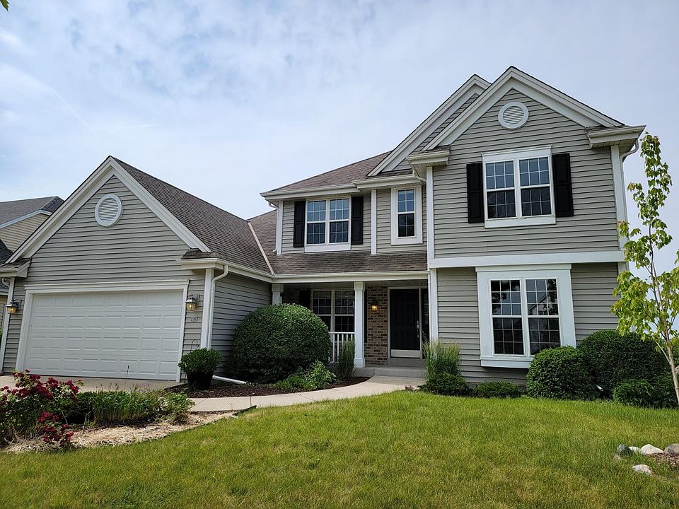 1st image of 220 Jersey Cir