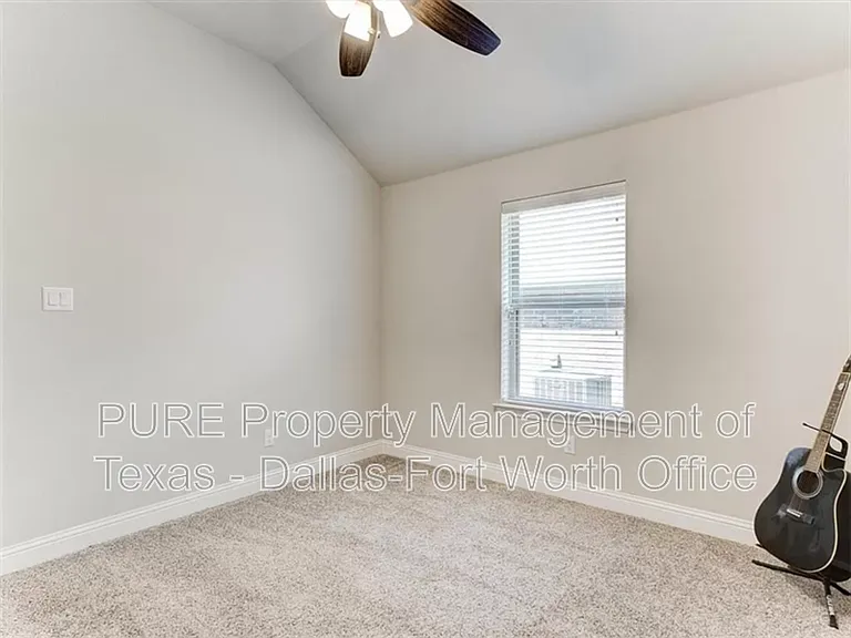1612 Town Creek Cir — Photo 26