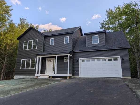 32 Arlington Court, Gray, ME 04039