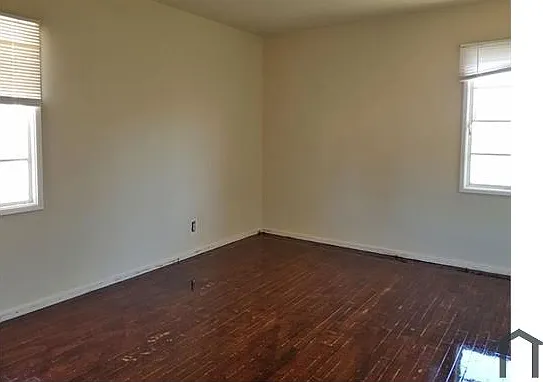 3 bed, 1200 sqft, $2,500 — Photo 4