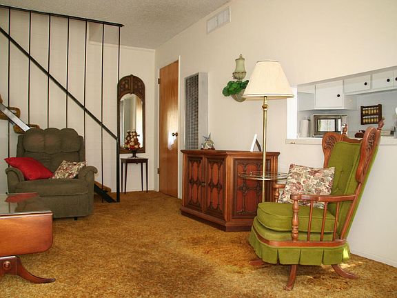 2nd image of 1439 S Jones Blvd APT D16