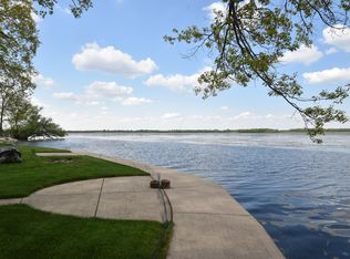 6525 Riverside Rd, Waterford, WI 53185