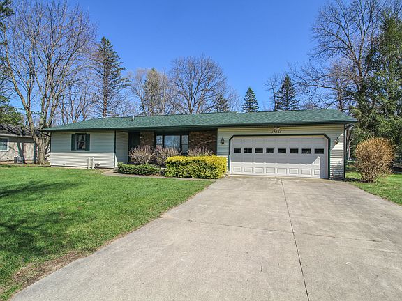 3rd image of 17363 Mackinaw Rd