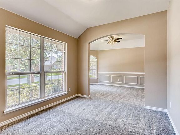 3rd image of 7801 Westover Dr