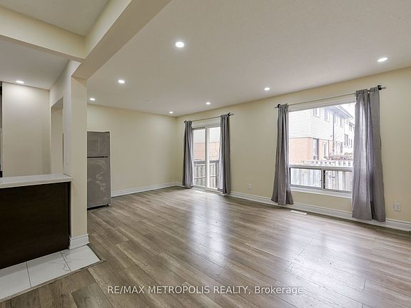 5th image of 86 Carleton Pl #86