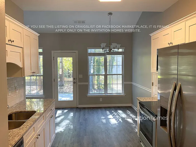 1950 Dartford Way — Photo 5