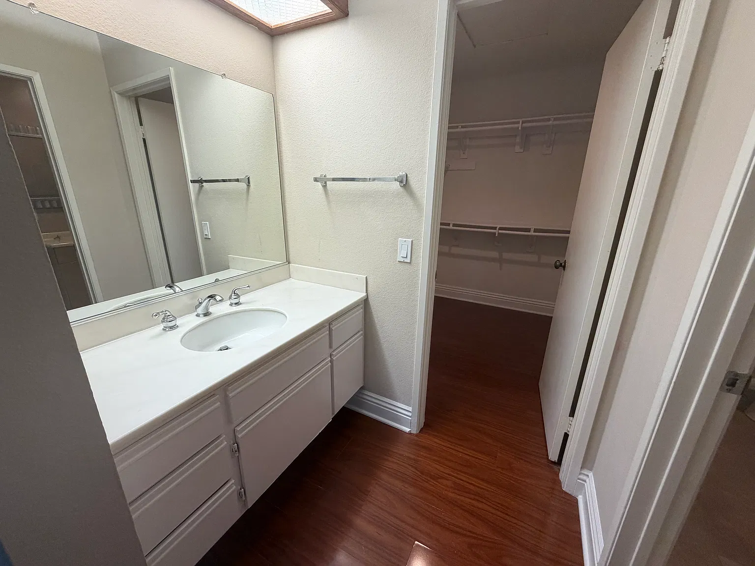 2 bed, 1.5 bath, 1191 sqft, $3,250 — Photo 4