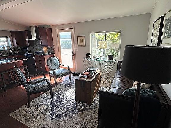 2nd image of 151 Geronimo St