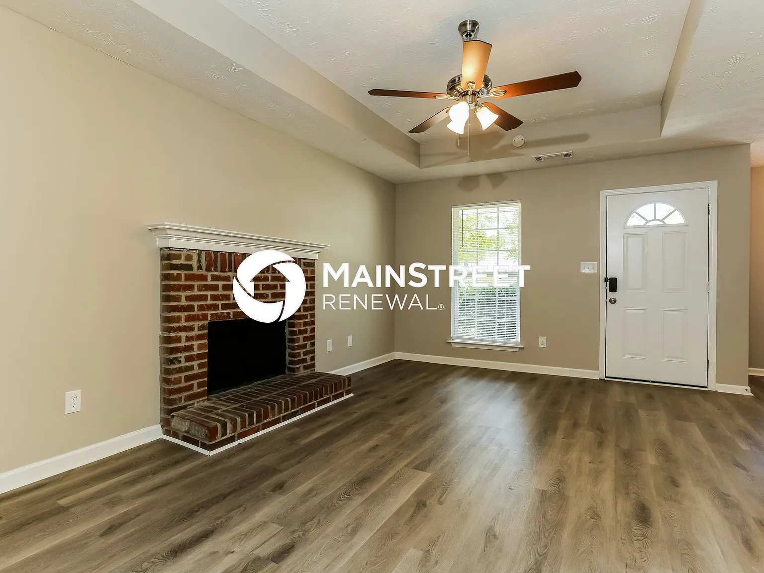 1060 Overlook Dr — Photo 3