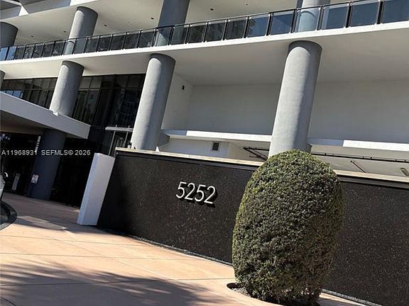 3rd image of 5252 NW 85th Ave APT 602
