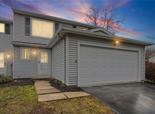 49 Bucklebury Hl, Fairport, NY 14450