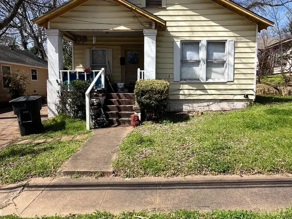 823 S Donnybrook Ave, Tyler, TX 75701