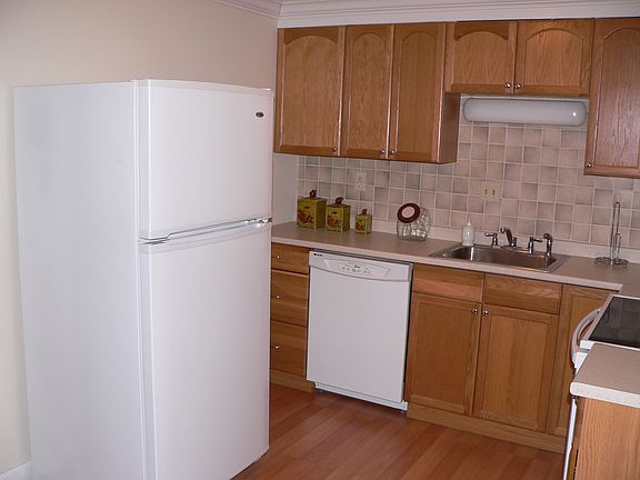 4th image of 40B Washington Park Dr APT 5