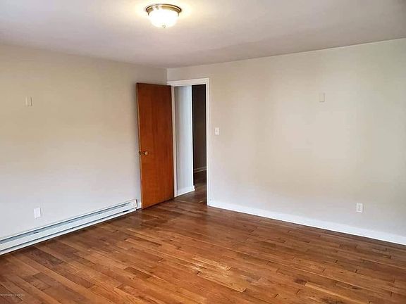 3rd image of 1310 Pittston Ave #2R