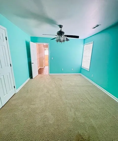 Unit Photo