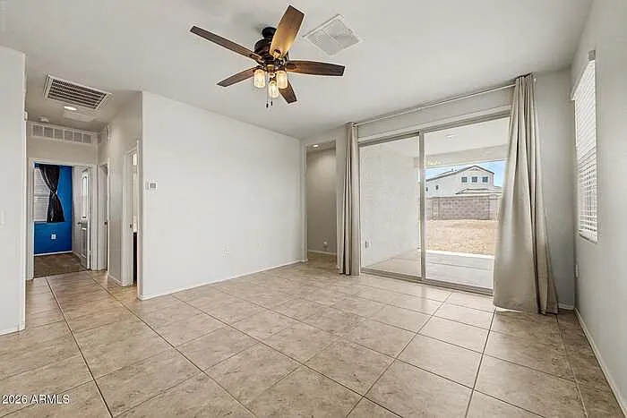 30777 W Picadilly Rd — Photo 6