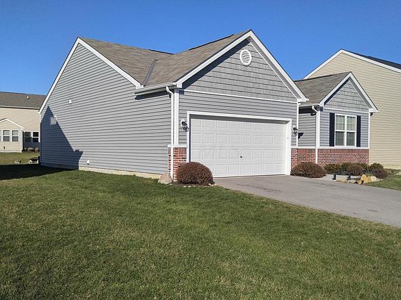 3rd image of 130 Hummock Dr