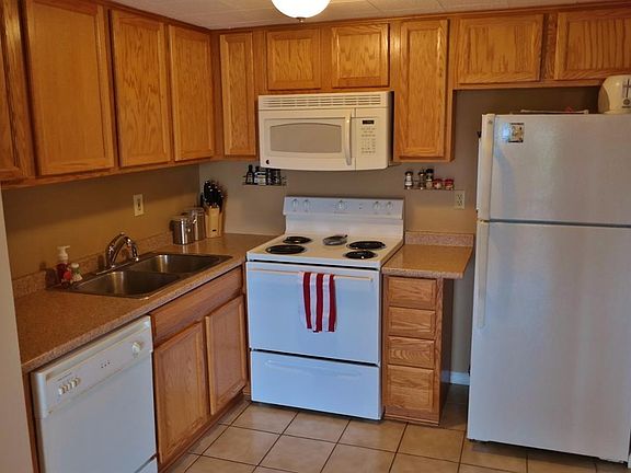 5th image of 15246 Restwood Dr