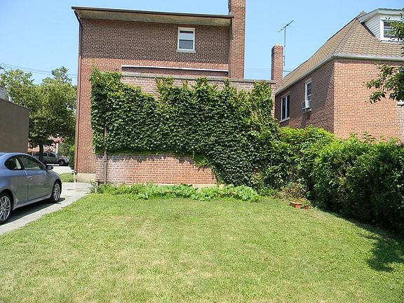 4th image of 2234 Esplanade Ave