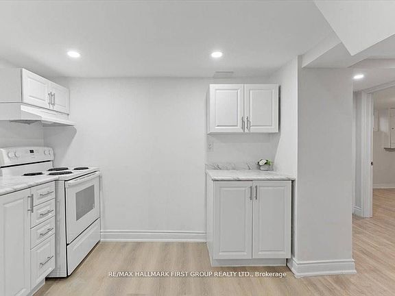 3rd image of 46 Tulloch Dr #Basement