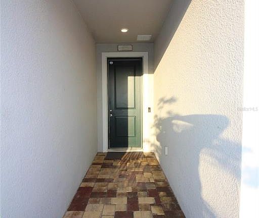 4th image of 9449 Sanders Park Pl