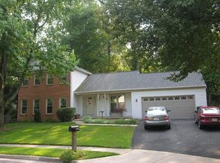 6406 Gregory Ct, Springfield, VA 22152