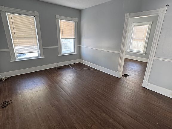 4th image of 138 West St #1A