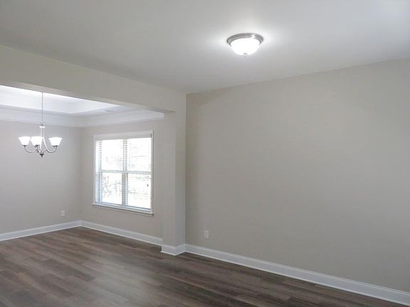 2nd image of 5928 Cobblestone Creek Cir