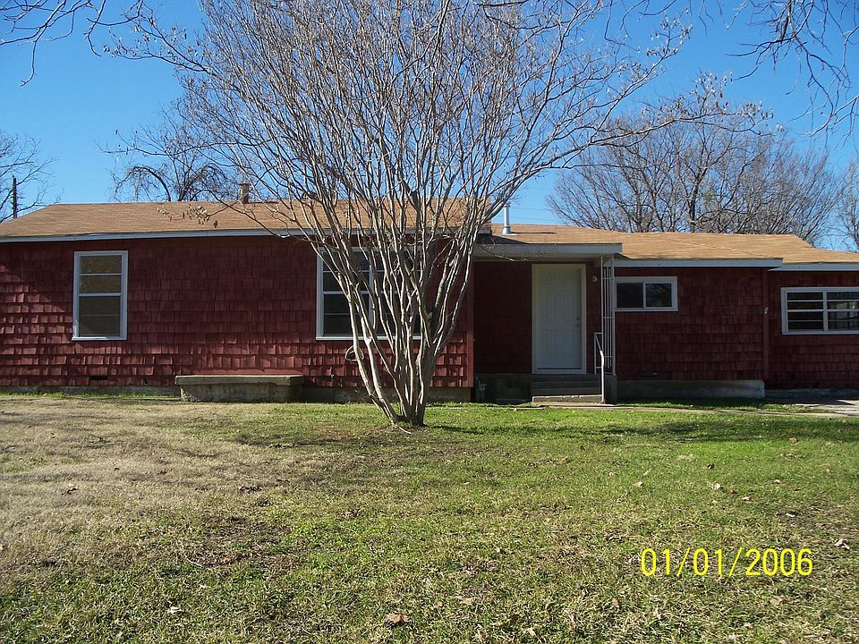 FRONT EXTERIOR