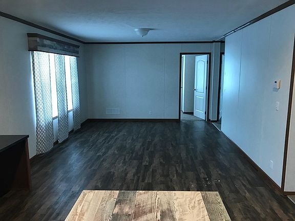 2nd image of 416 Saddle Dr
