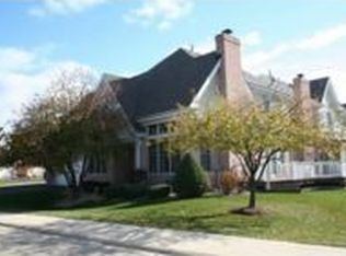 1501 Greenbriar Pl, Naperville, IL