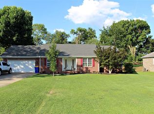 2524 Thompson Dr, Bowling Green, KY 42104