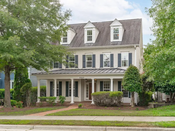 7527 McCrimmon Pkwy, Cary, NC 27519