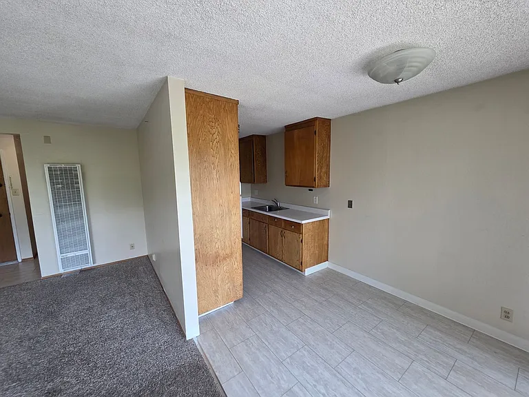 2201-2221 Princeton Dr — Photo 13