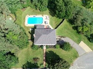 31 Wildwood Dr, Newburyport, MA 01950