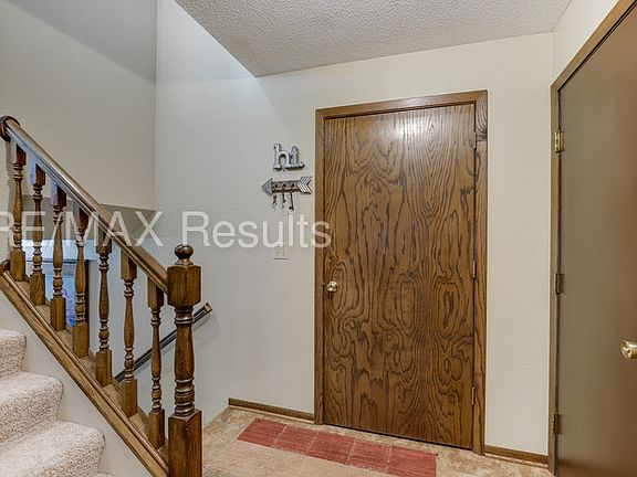 3rd image of 1046 10th Ave N #0