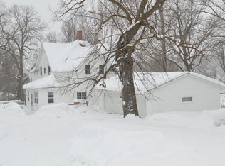 22092 NE Pickerel Lake Rd, Detroit Lakes, MN 56501