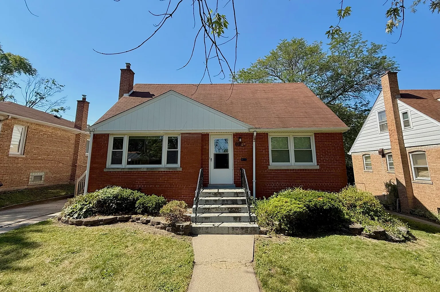 18062 Exchange Ave photo 1