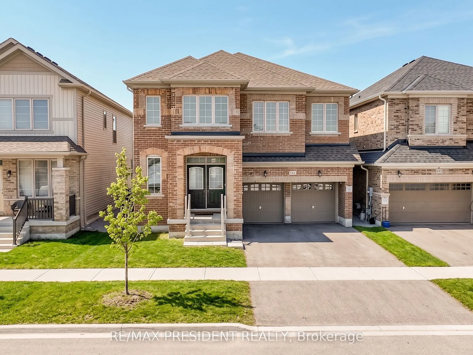 6 bed, $3,200 — Photo 1