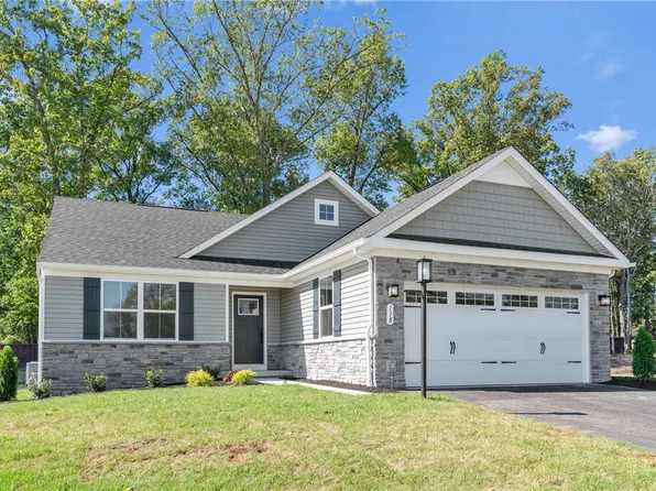 118 Acorn Dr, Sarver, PA 16055