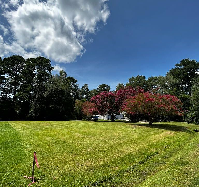 1st image of 120 Wilson Dr