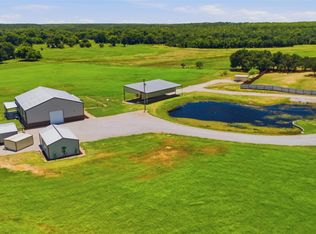 899 Bennett Rd, Millsap, TX 76066