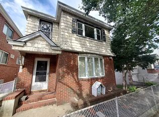 66-19 52nd Ave, Maspeth, NY 11378