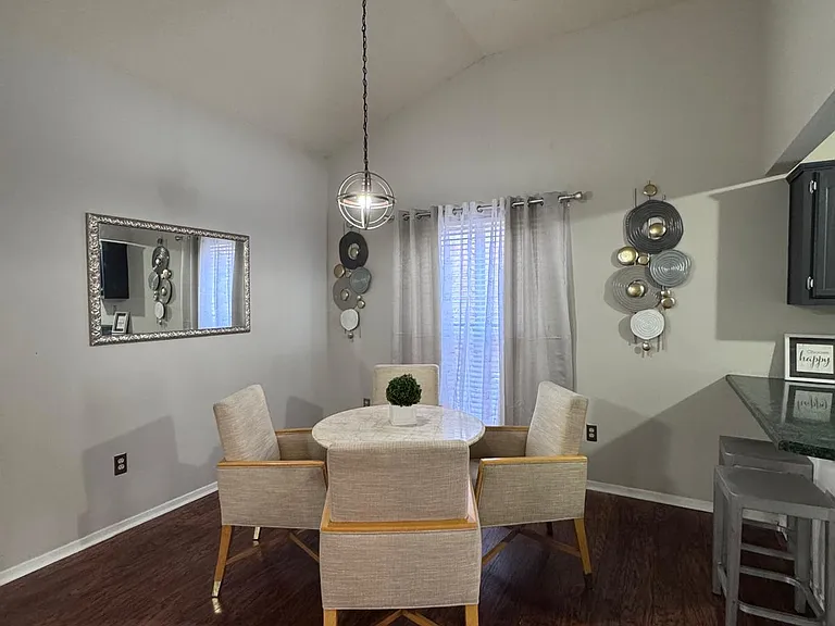 1212 McGowan Dr — Photo 4