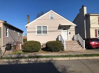 811 8th St, Secaucus, NJ 07094