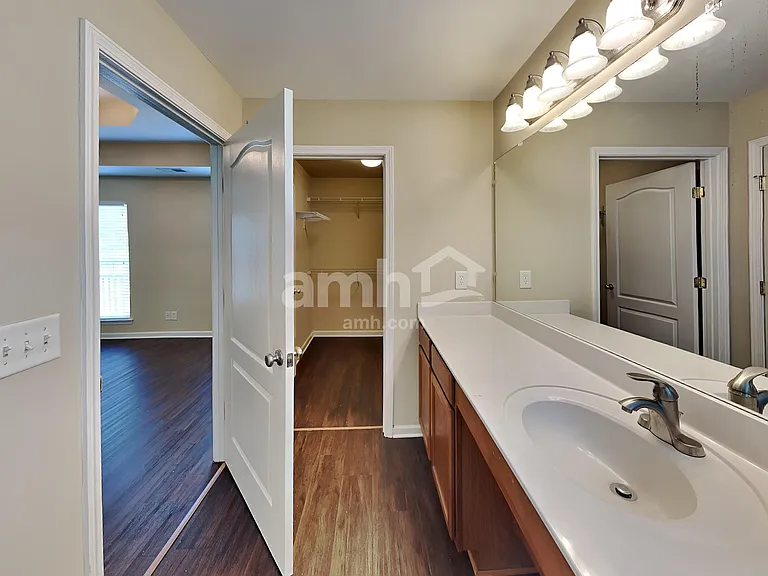 1442 Saddle Crst — Photo 11