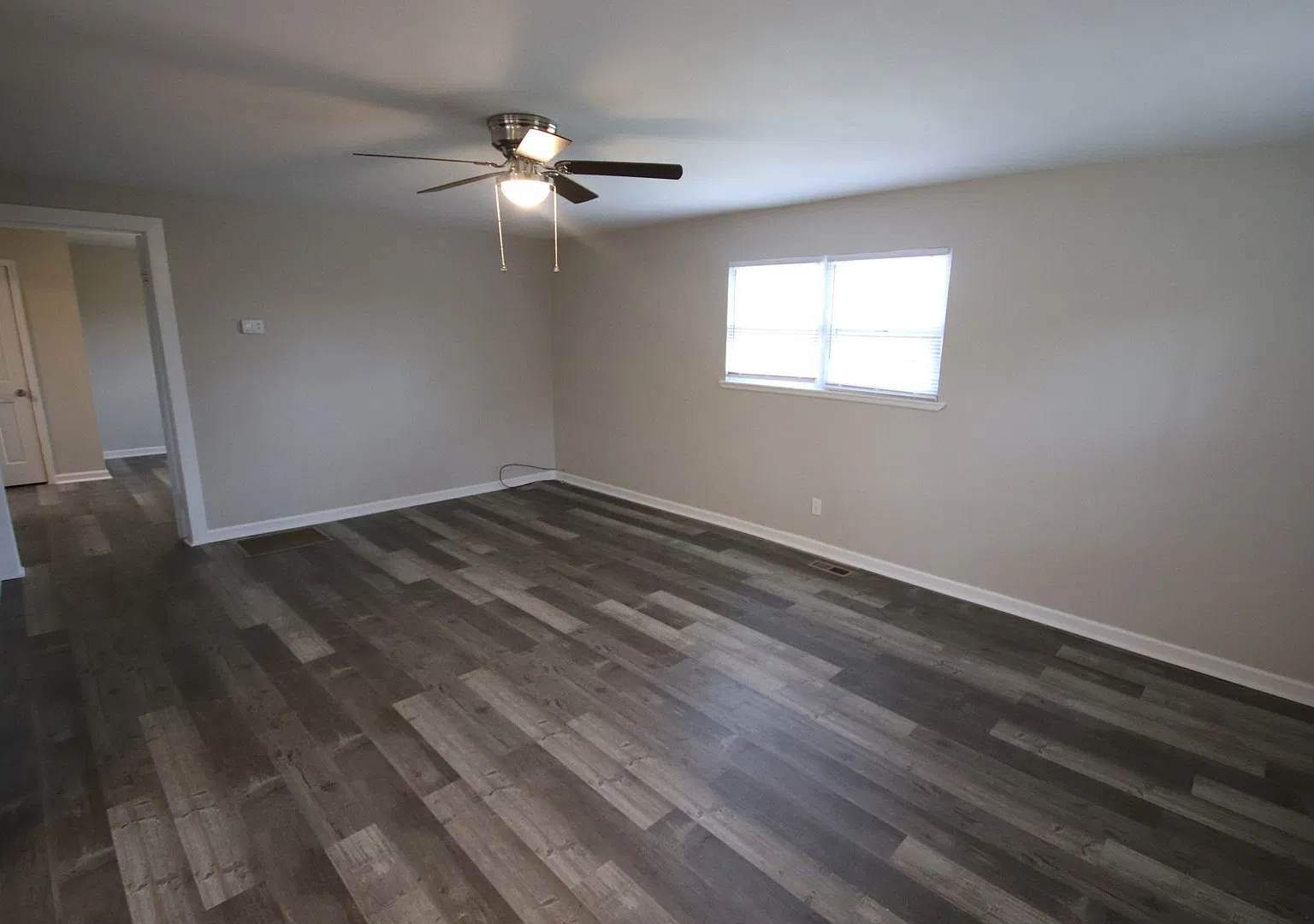 1BD/1BA in Chickamauga - Water, trash, and lawn maintenance are included. — Photo 4