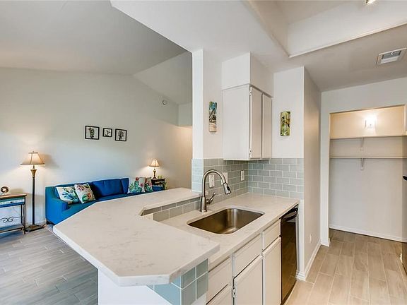 4th image of 6000 Shepherd Mountain Cv Unit 1704