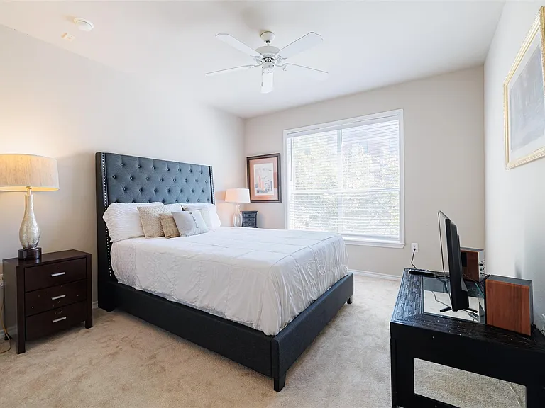 2400 McCue Rd #360 — Photo 6